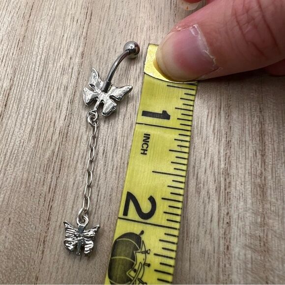 🍭6/$30 jewel studded butterfly dangle belly button ring - Picture 4 of 5